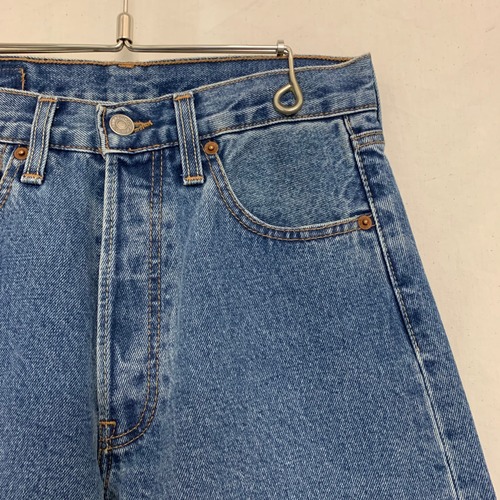 Levi's 501 w28 l32 (A)