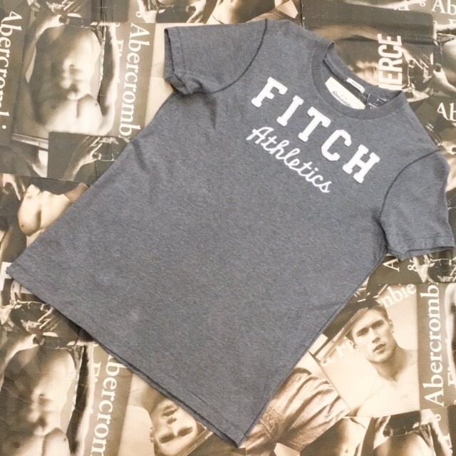 Abercrombie&Fitch　MENS　Ｔシャツ　Ｓサイズ