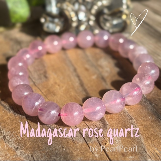 マダガスカル産ローズクォーツブレスレット