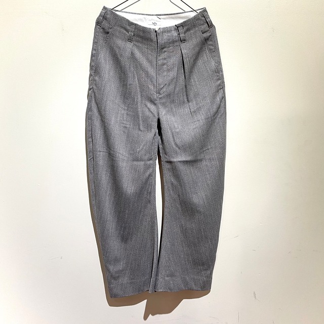 Saby / slim curved FLARE PANTS / brown