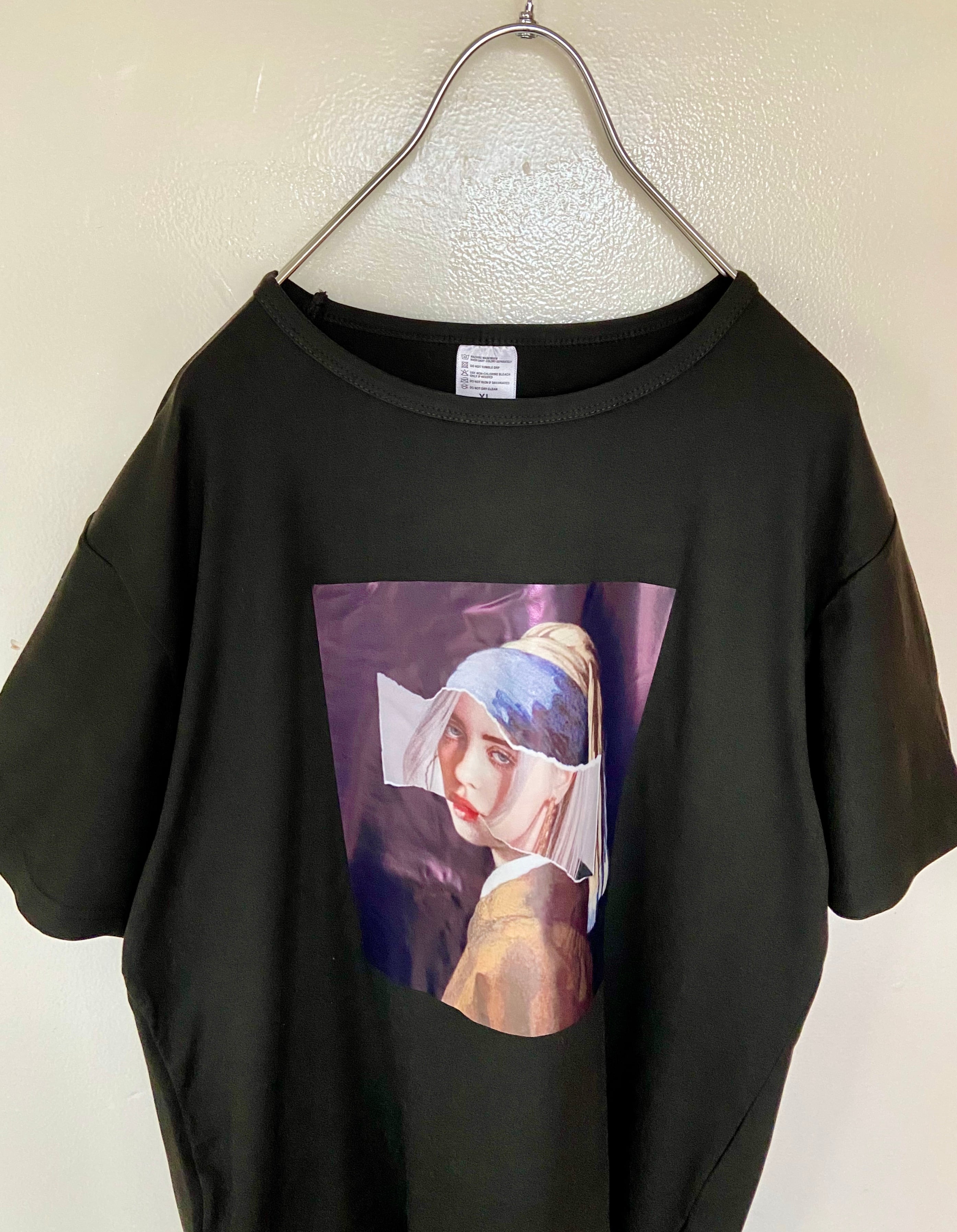 新品 ビリーアイリッシュ フェルメール 真珠の耳飾りの少女 コラボtee 半袖 アートtシャツ 古着 らくふる ビンテージ リメイク専門のオンライン古着shop