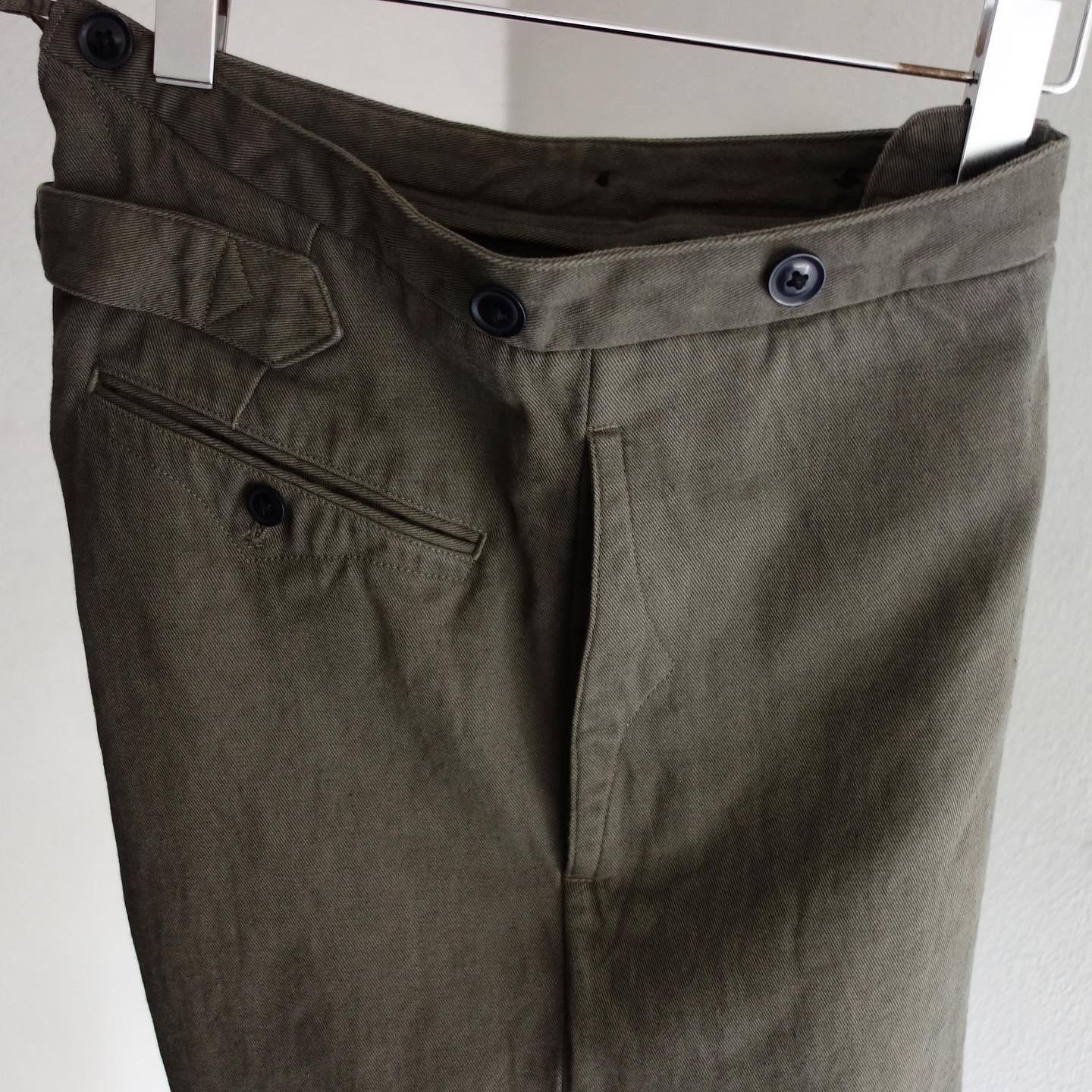 classic cottonlinen trousers / classic olive