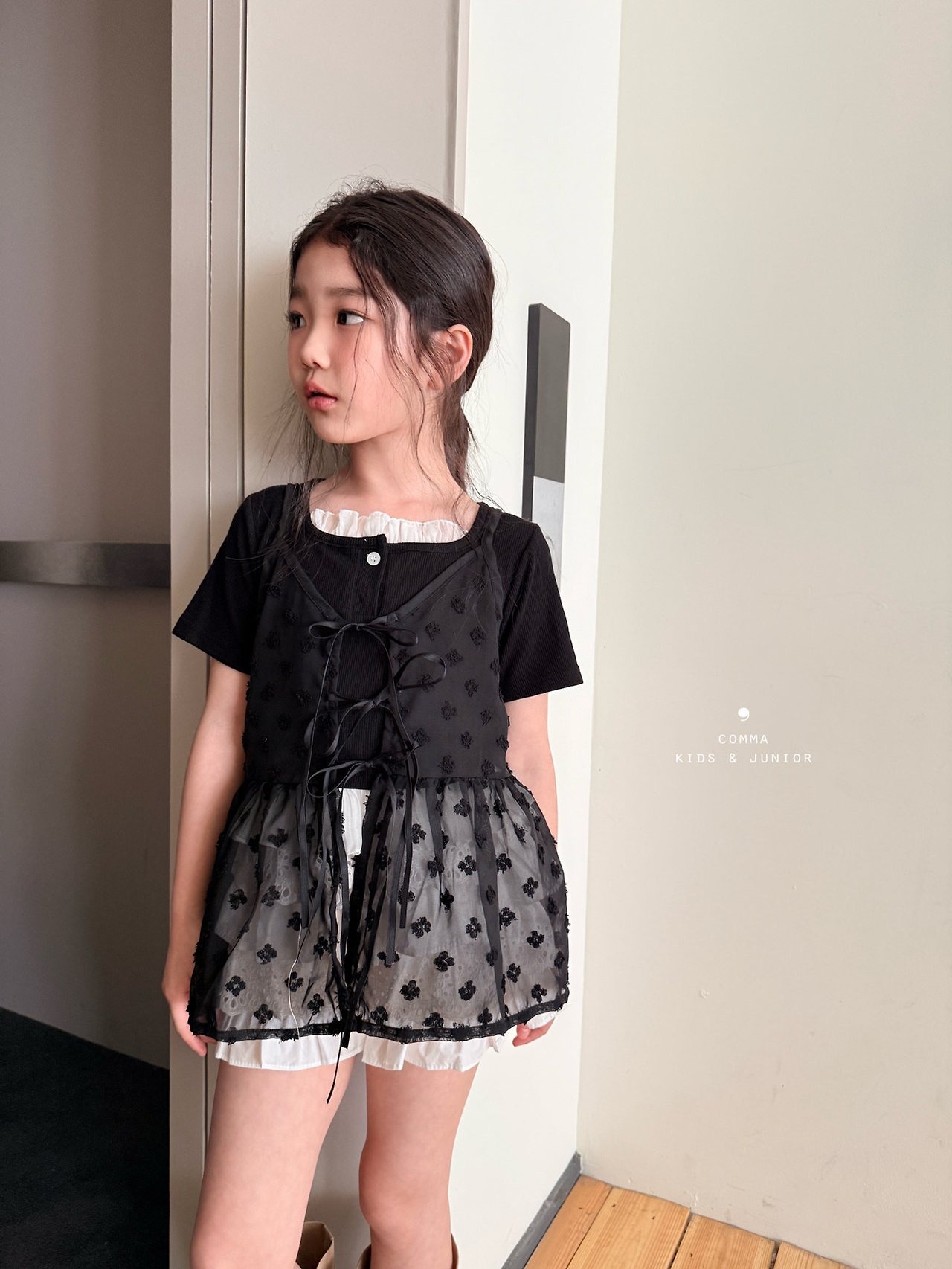 [COMMA] Square frill top / [콤마] 스퀘어프릴탑