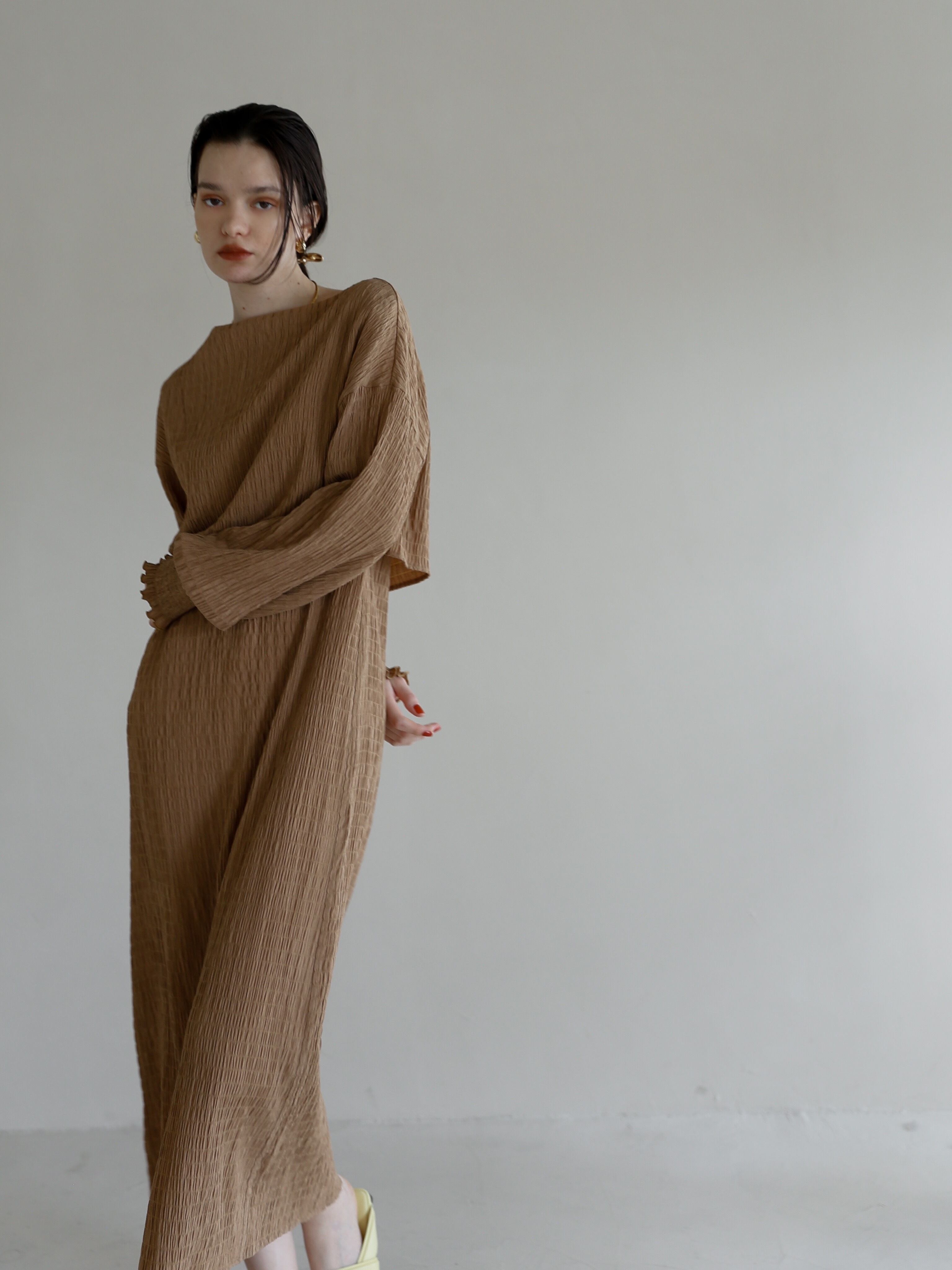 layered onepiece（brown） | Cara by Katrin TOKYO