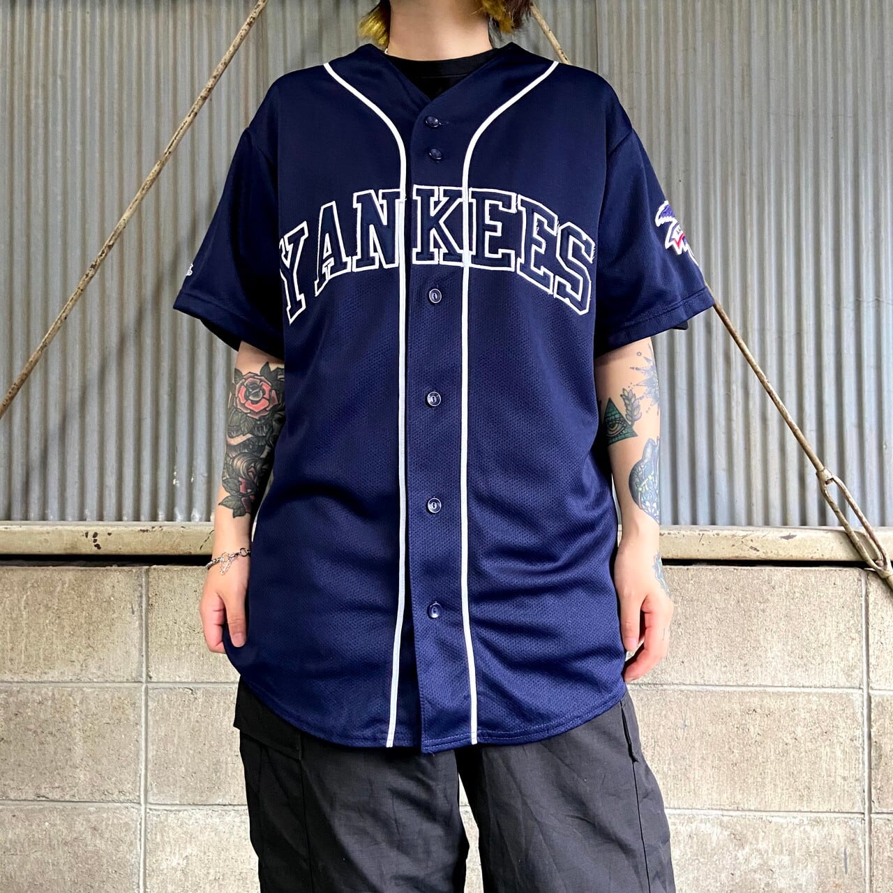 マジェスティック Majestic Mlb ニューヨーク ヤンキース ポール オニール ベースボールシャツ メンズl相当 古着 New York Yankees レプリカユニフォーム ネイビー 紺色 ゲームシャツ Sa Cave 古着屋 公式 古着通販サイト
