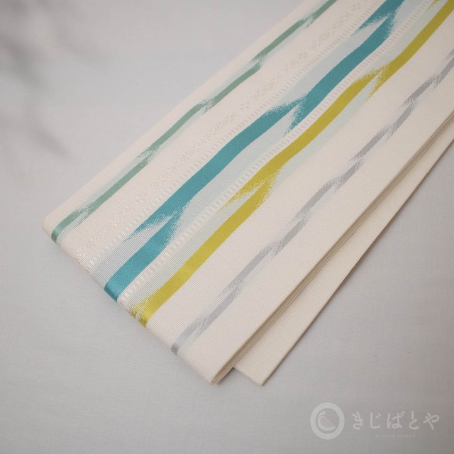 正絹　博多半幅帯二口献上　藍砥茶に葡萄