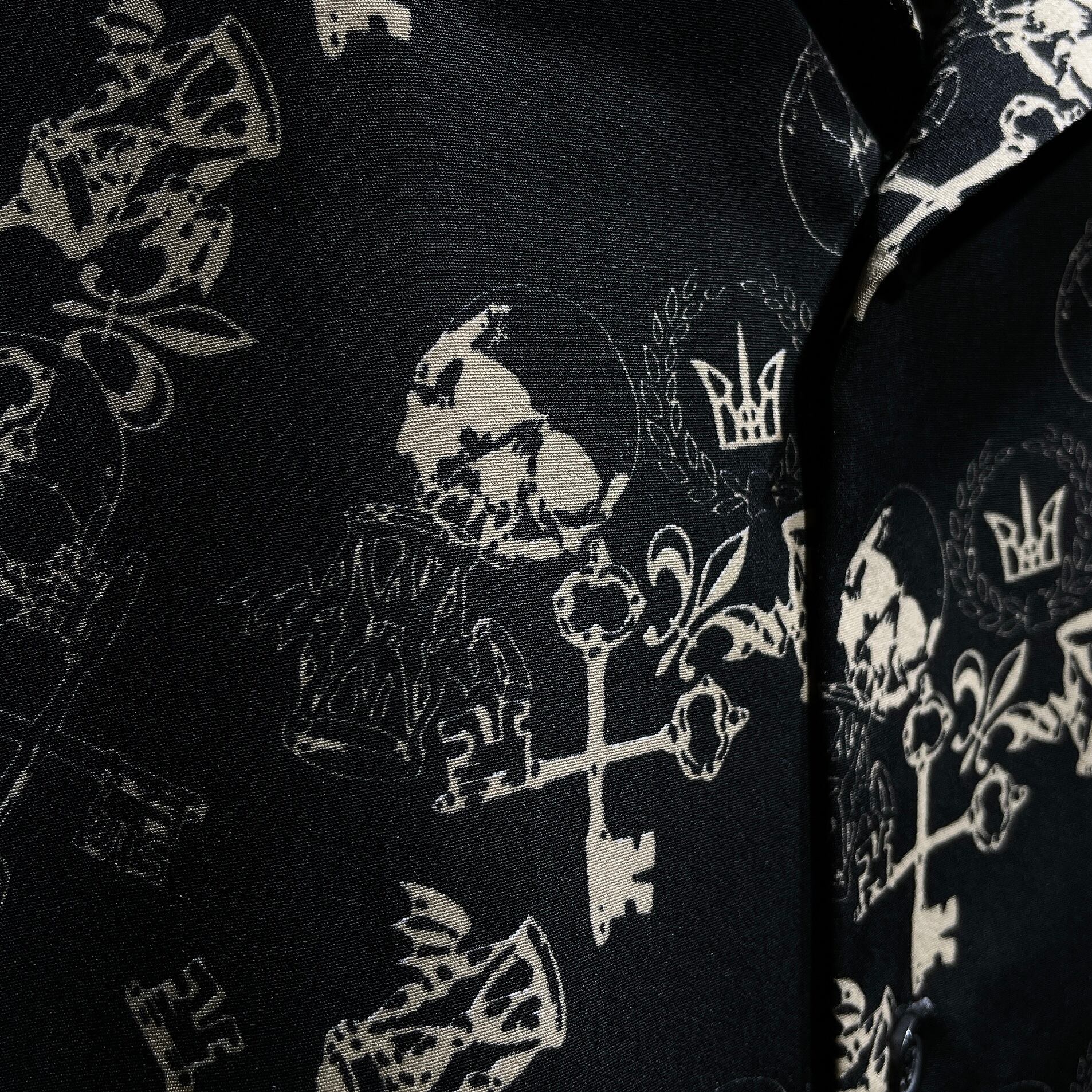 Black mode × Gothic pattern Design Drape loose SS open collar shirt