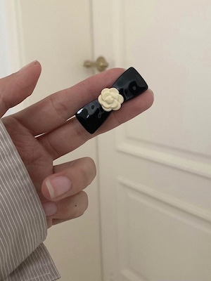【即納商品】demure french pin