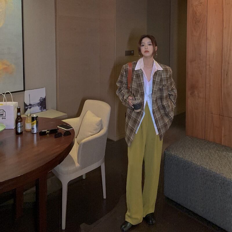 シルエットフライドストリートレトロチェック柄スモールスーツジャケット女性2020秋新バージョンルーズオールマッチスーツジャケット ブラックストロベリース370679288