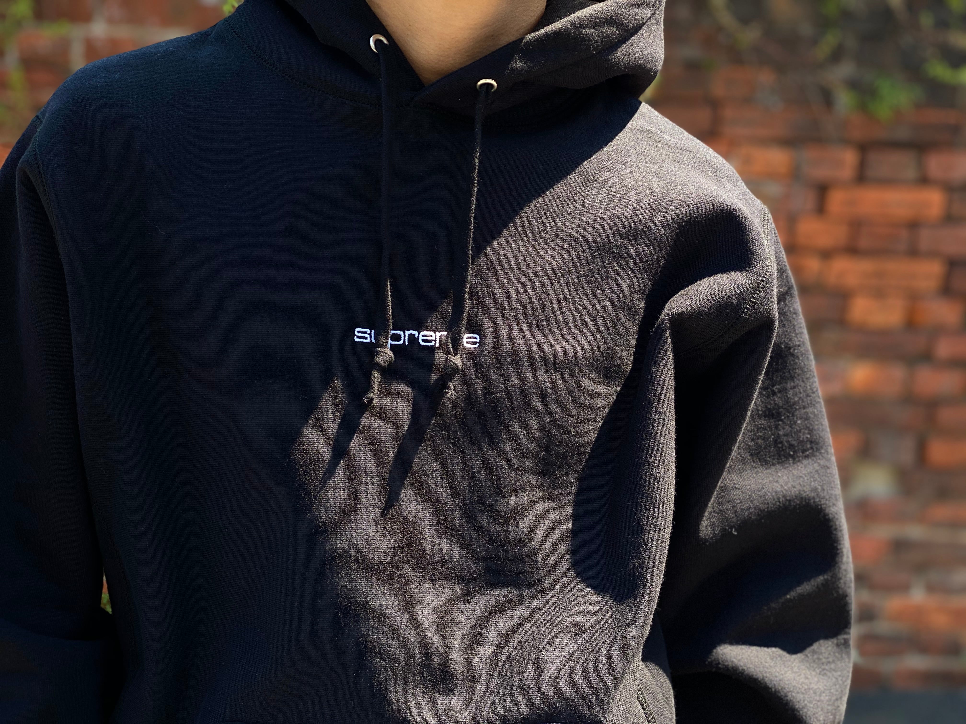 Supreme COMPACT LOGO HOODED SWEATSHIRT BLACK MEDIUM 150IH 8481  