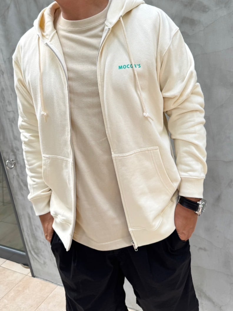 再入荷！LIFE IS ALL ABOUT YOUジップパーカー￥7,200+tax | mocoa's inc