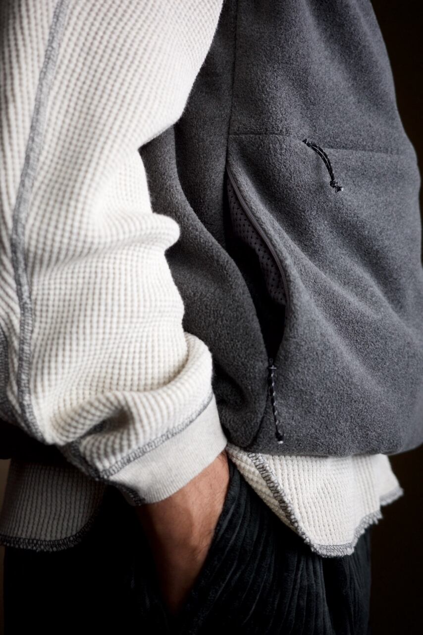 ENDS and MEANS / Reversible P/O Vest | iremono