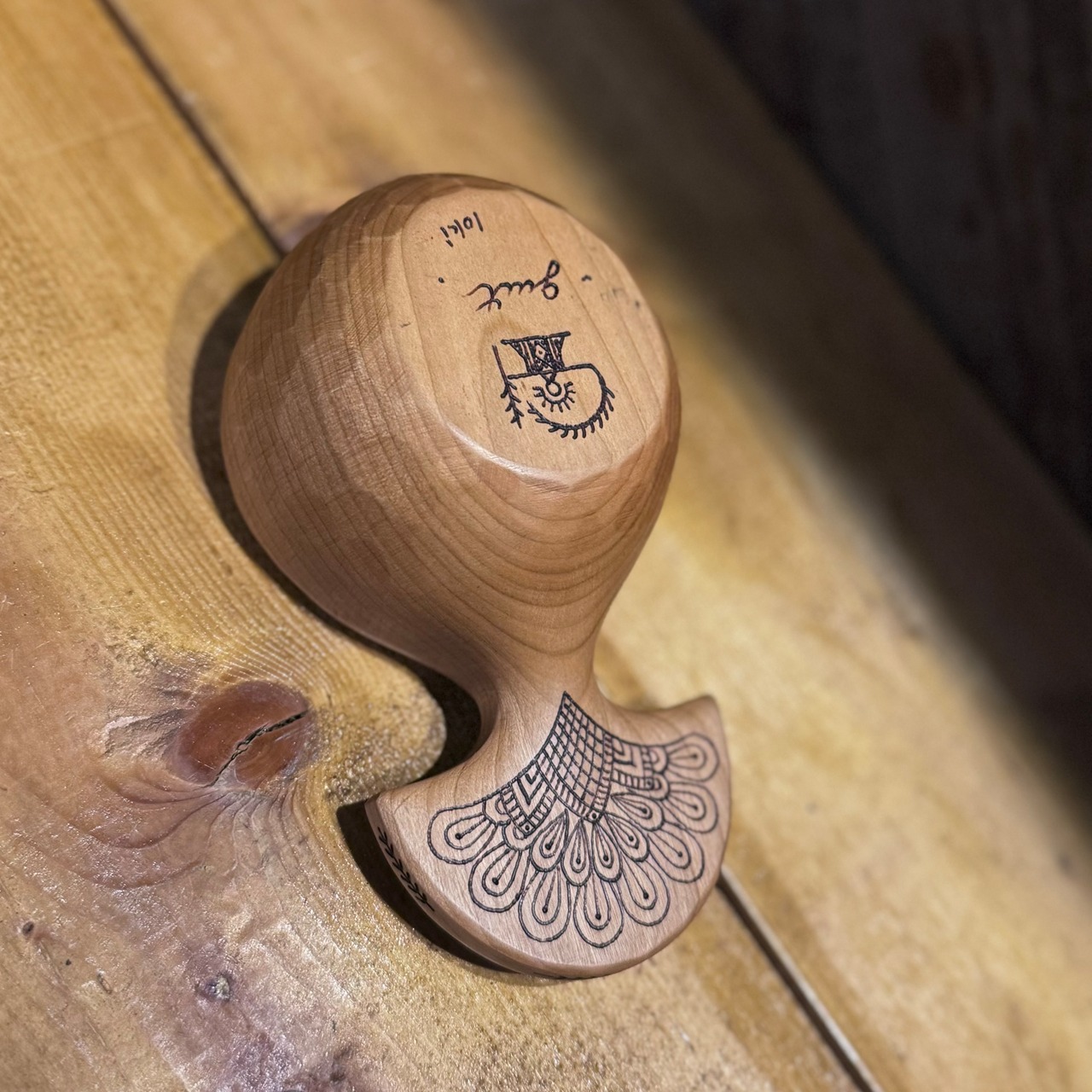 Kuksa ククサ　 loki(北欧神話の王)  G. W. T