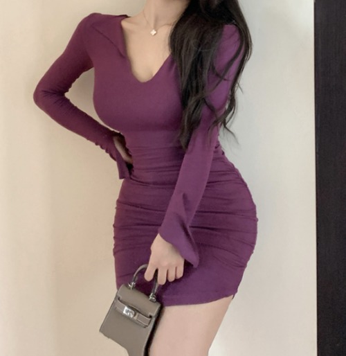 ミニワンピース レディース ミニワンピ ショート丈 ワンピース タイト スリムフィット Ｖネック 長袖 セクシー カジュアル お出掛け シンプル 無地 ハイウエスト ショートスカート ミニワンピース