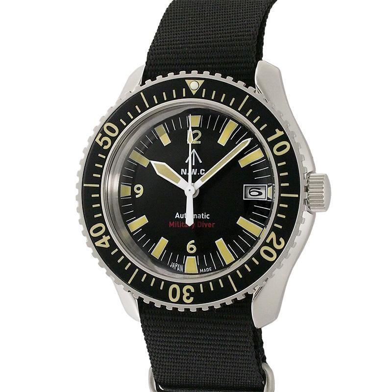 タグホイヤー TAG Heuer プロフェッショナル 200 WN1113 クオーツ 仕上