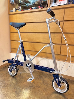 CarryMe x SEicコラボモデル　CLASSIC　カンノーリクリーム/ネイビーブルー