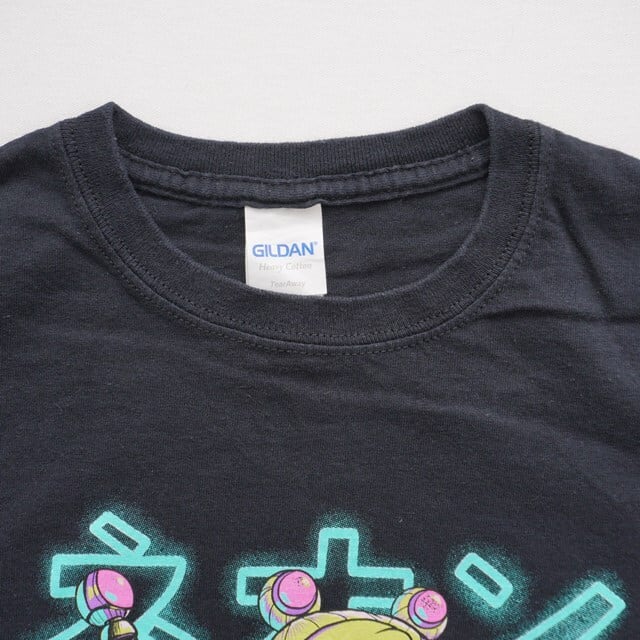 希少】ネオンムーン 半袖Tシャツ セーラームーン Mサイズ アニメシャツ