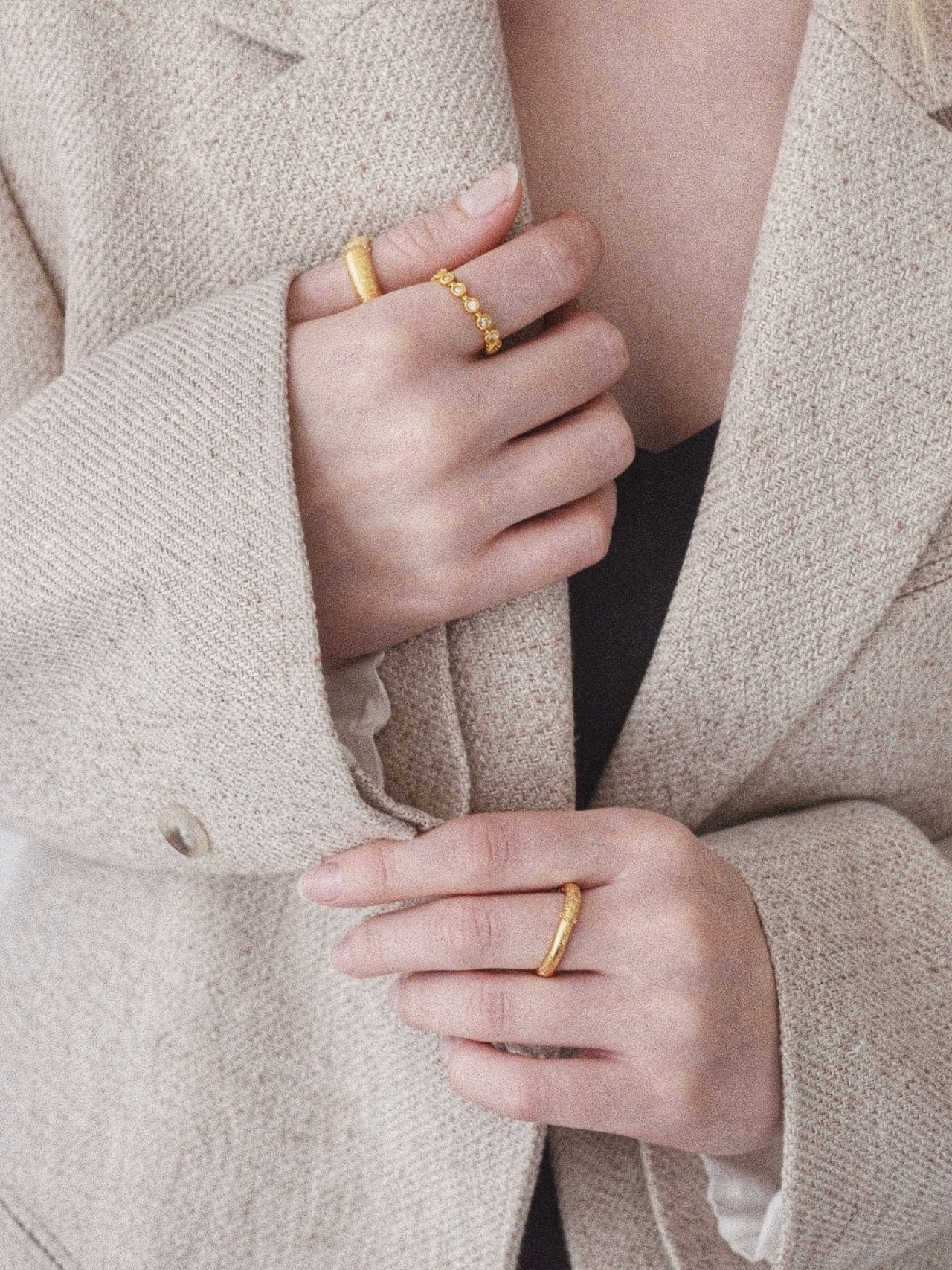 LUNA RING
