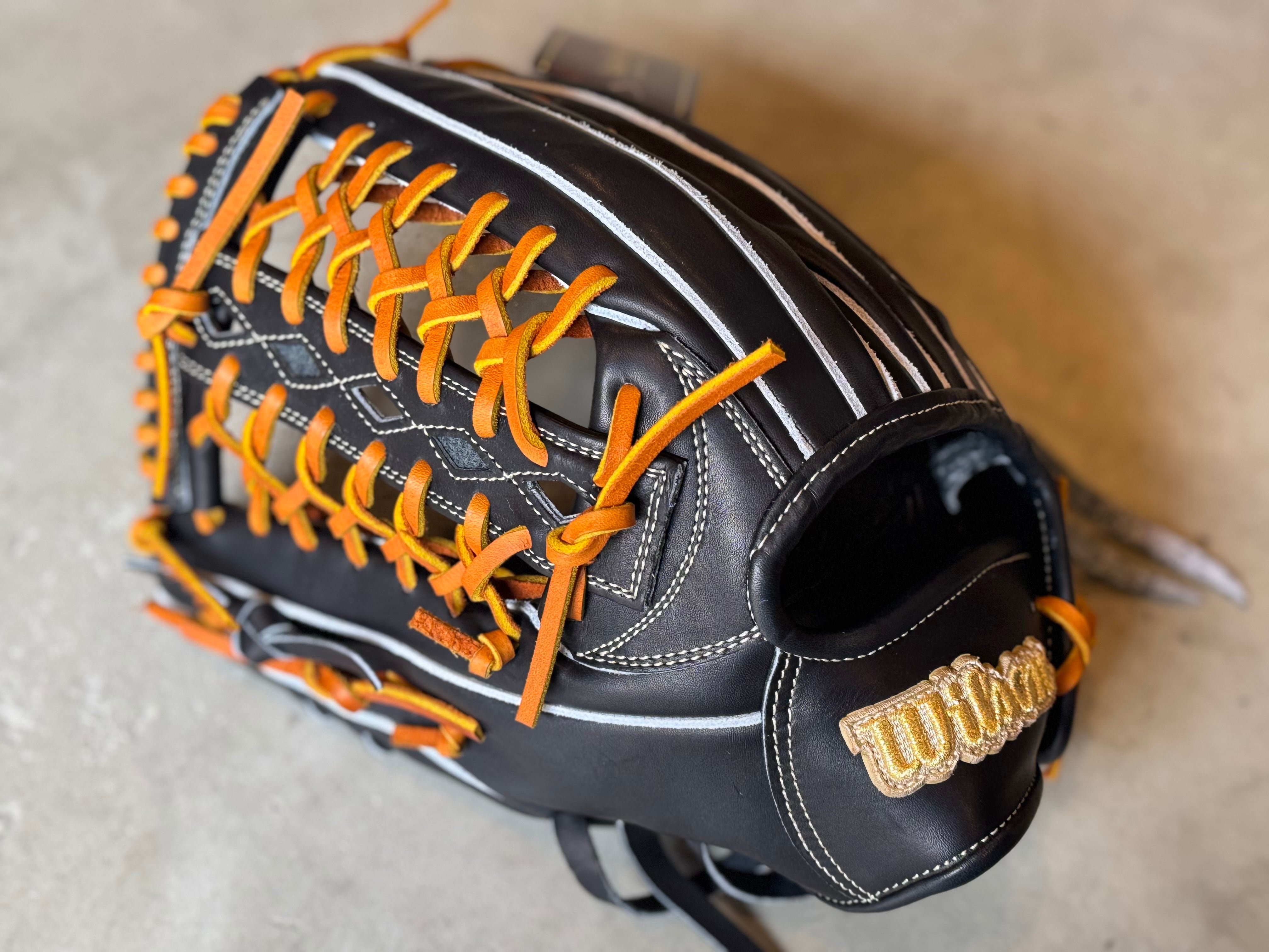 超限定型付け無料‼︎］【Wilson】硬式用グローブ 投手用兼