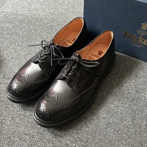 未使用品 Tricker's "BOURTON" WING-TIP LEATHER SHOES《9 1/2》