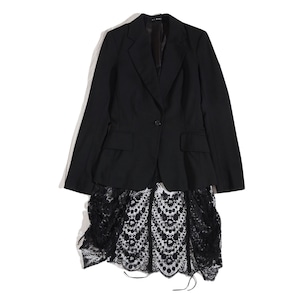 miki mialy    inner  lace    black jacket 