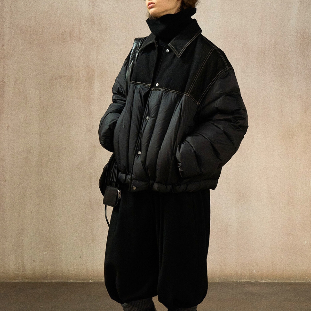 Mixed Texture Short Down Jacket T3968