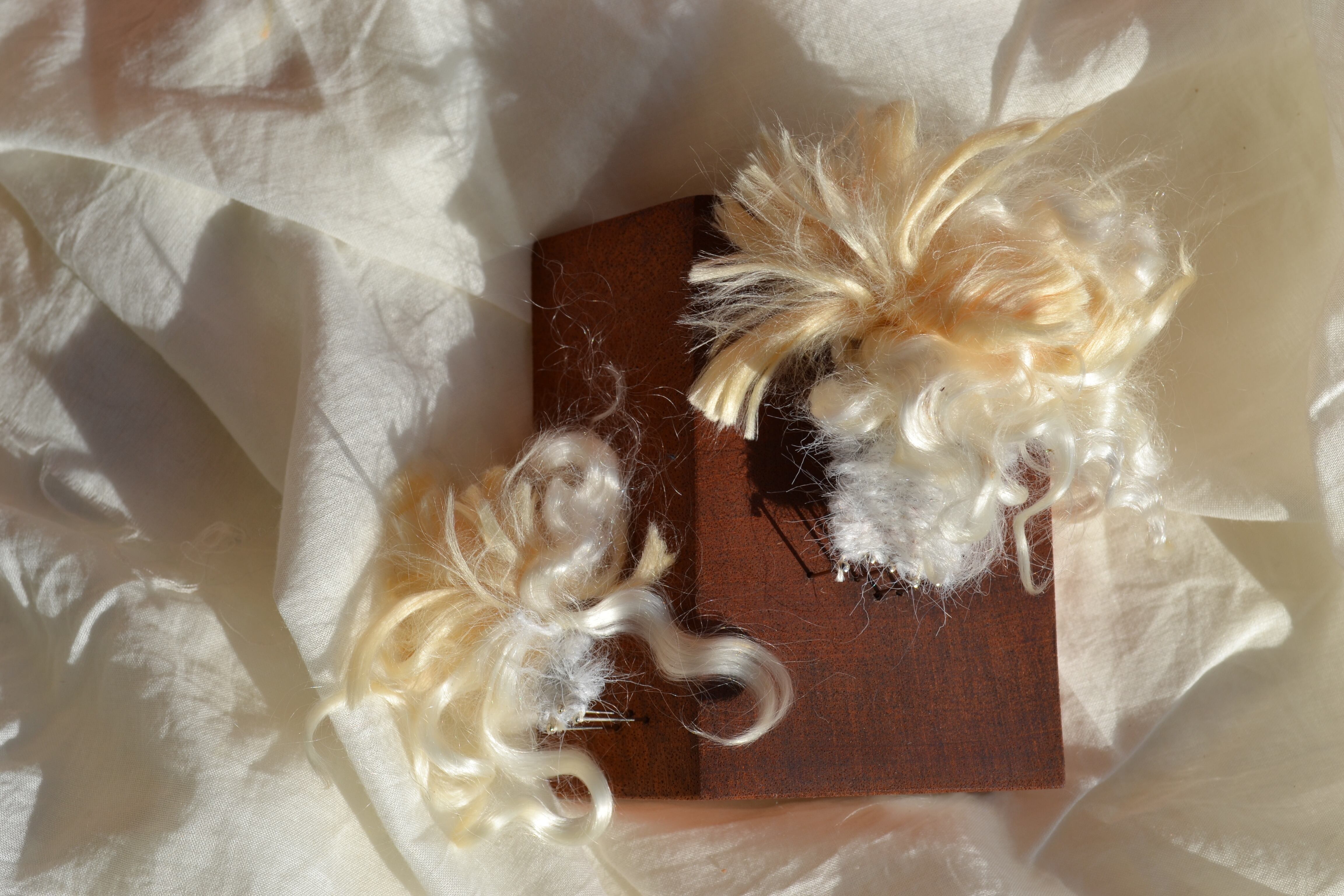 壁掛けのオブジェ o-0401