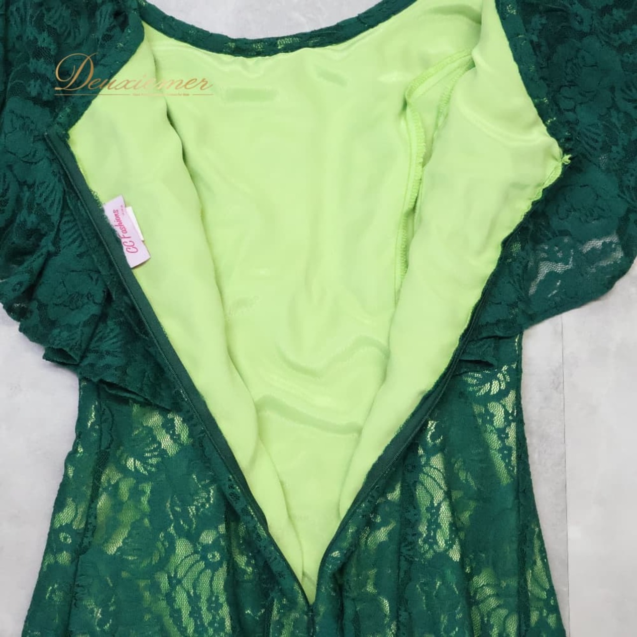 フラダンス 衣装 CC Fashions CCファッション ワンピース ドレス グリーン系 ハワイ製 ワントーン レース きれい 上品 おしゃれ かわいい 華やか 鮮やか 明るい 爽やか 緑 黄緑 ハワイアン アロハ フラ ダンス レッスン 練習