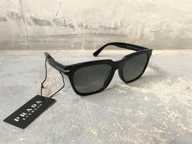 PRADA rectangle black frame sunglasses MADE IN ITALY