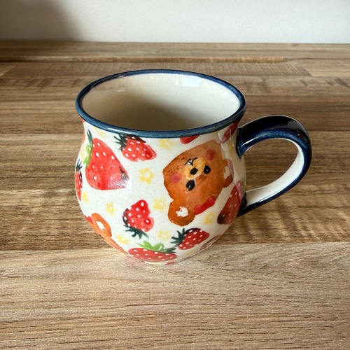 いちごとくまのマグカップ