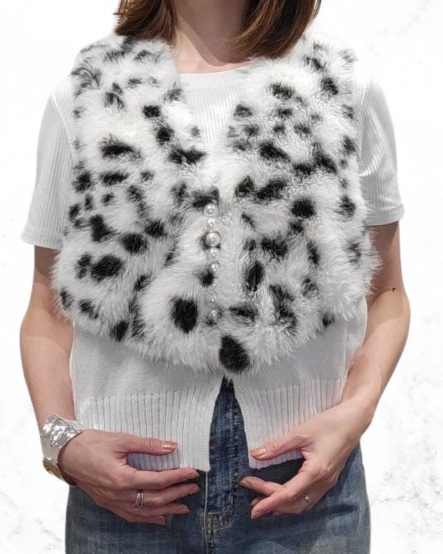 【11/10インスタライブ】パールボタンショートファーベスト　70052-5101  GALENA