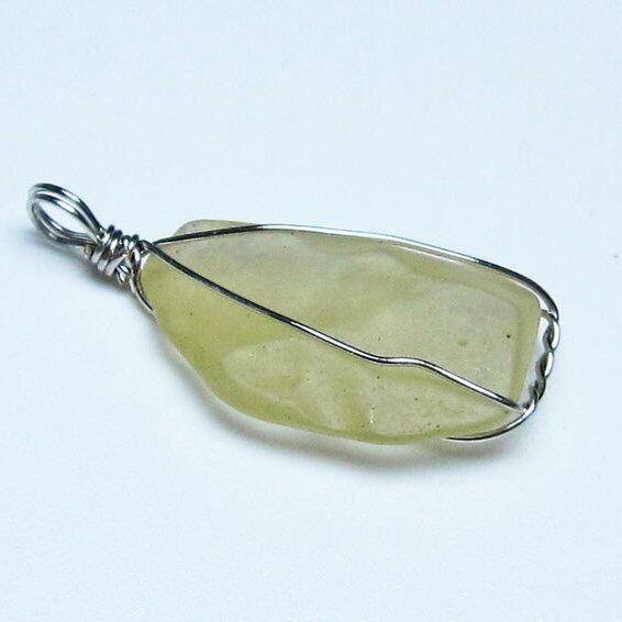 リビアングラス ペンダント 一点物 メール便可 112-13622