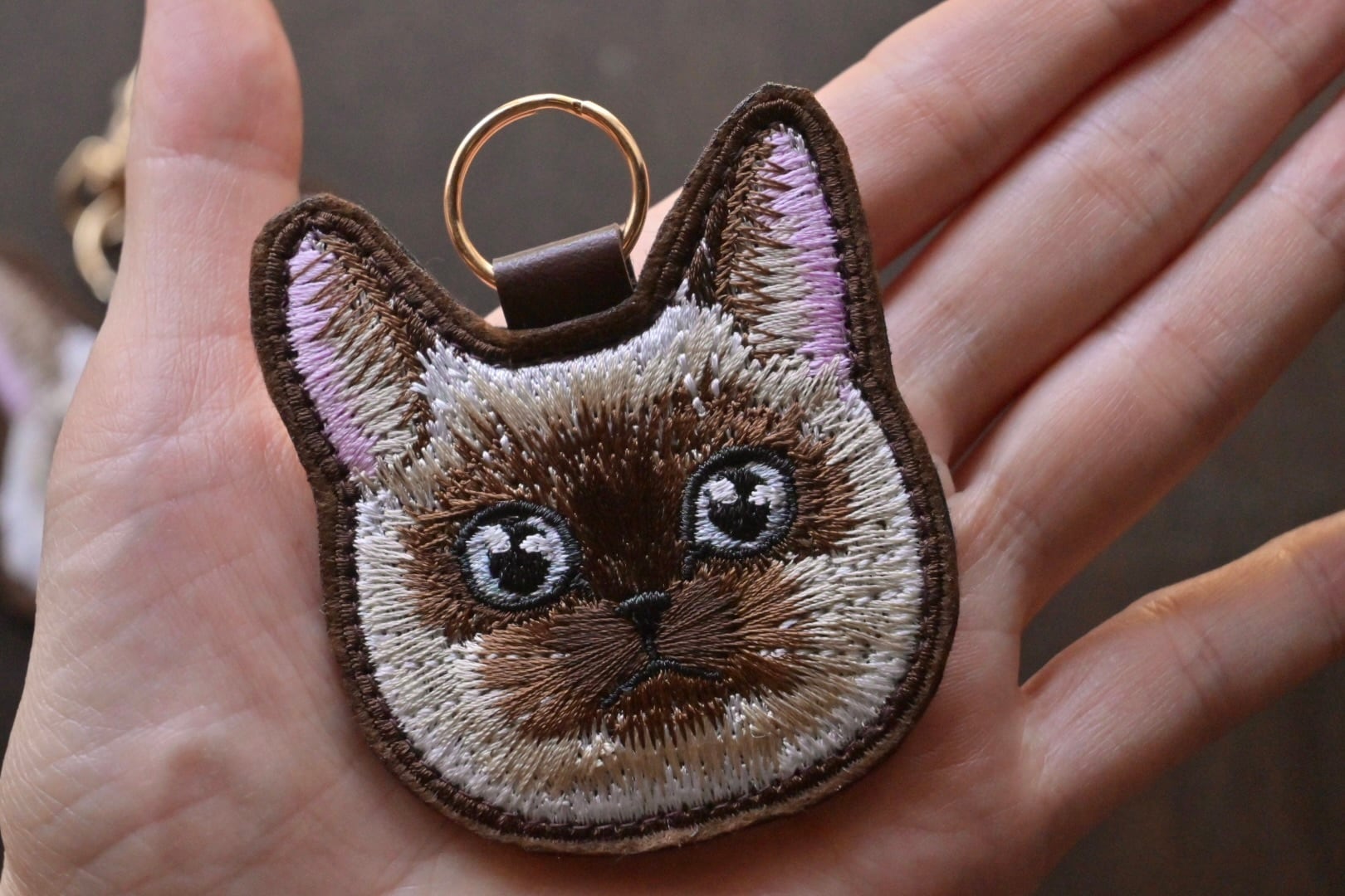 シャム猫ちゃんのキーホルダー | 猫と暮らす洋裁店