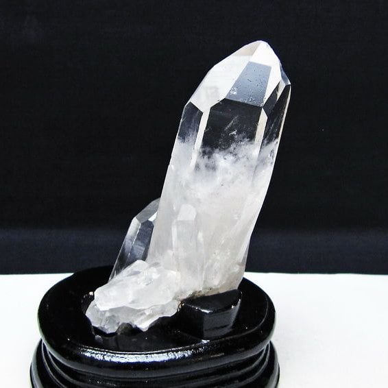 水晶 クラスター マダガスカル産 台座付属 水晶 原石 一点物 182-9379
