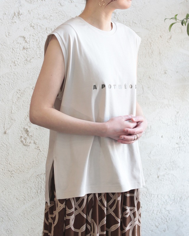 【hunch】コンパクトスムース ミニロゴフレンチTシャツ 　(240406)