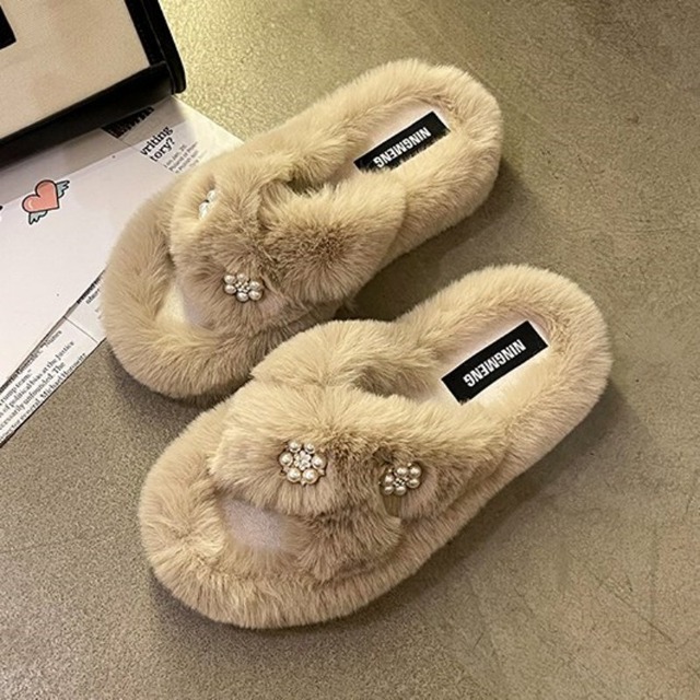 【3color】【22.5-25.5cm】Warm faux fur pearl room slippers p771