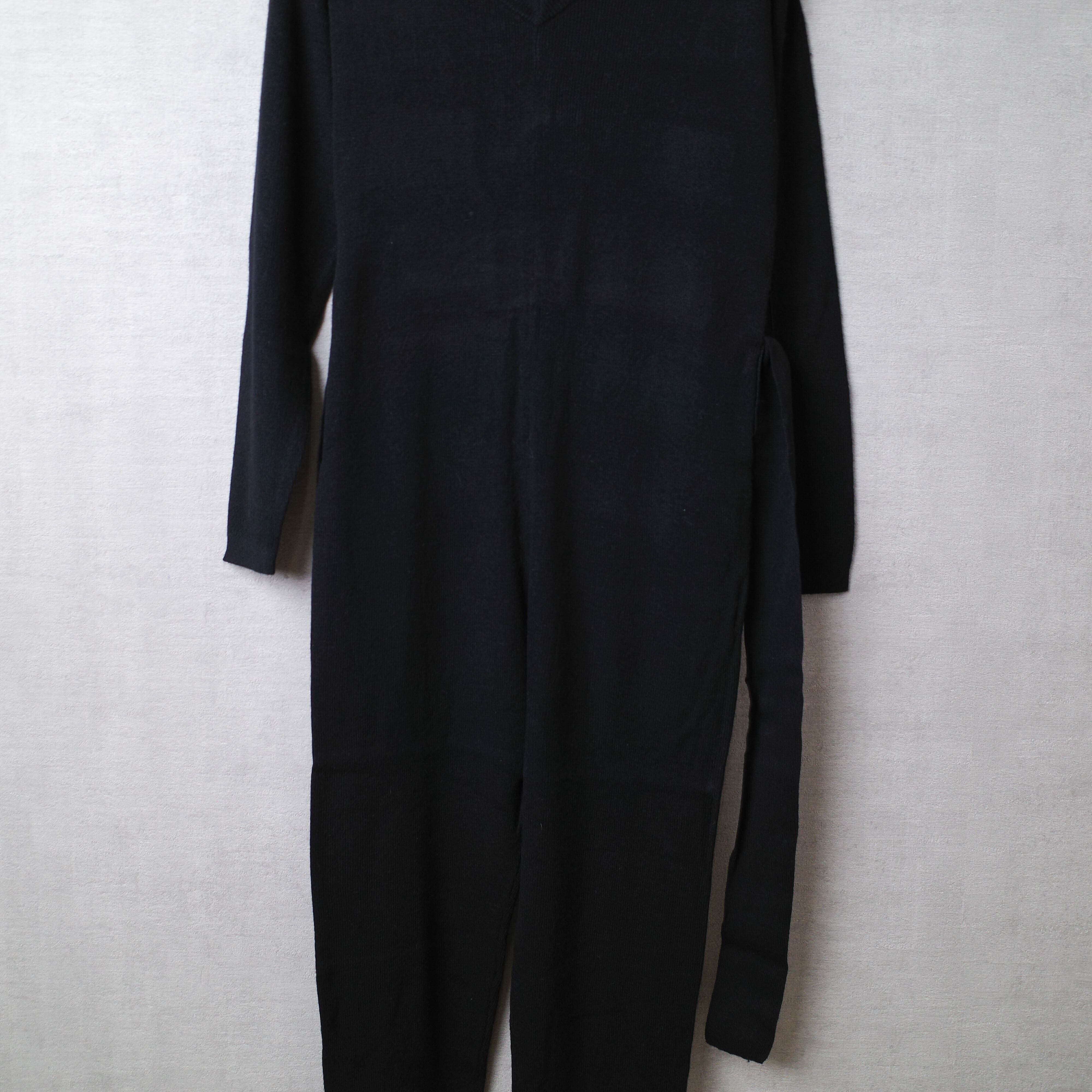 [NEW] CLANE	VNECK KNIT JUMP SUIT BLACK 15106-2321