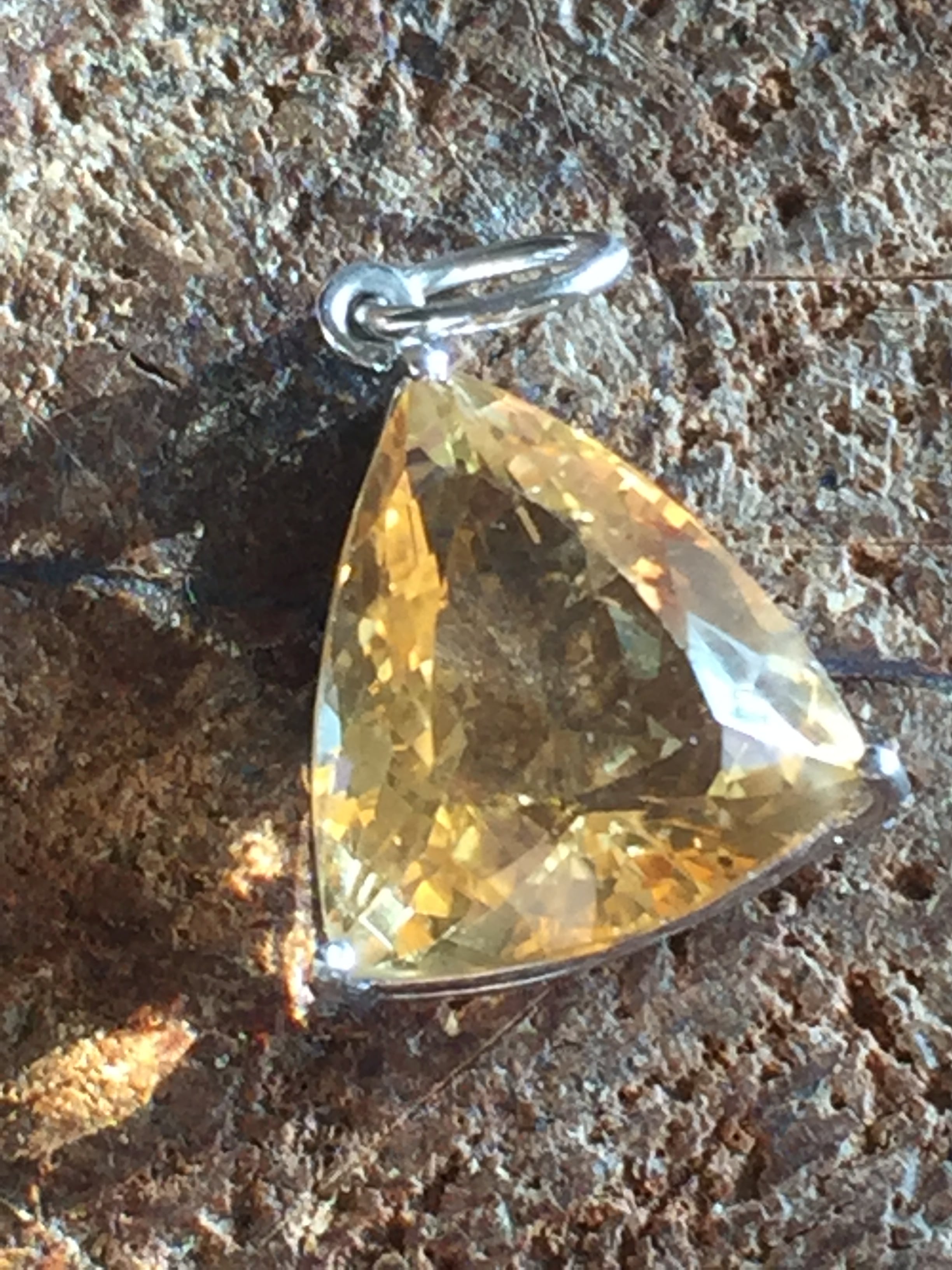 天御中主尊（アメノミナカヌシ）様のメッセージ付 宝石質シトリン