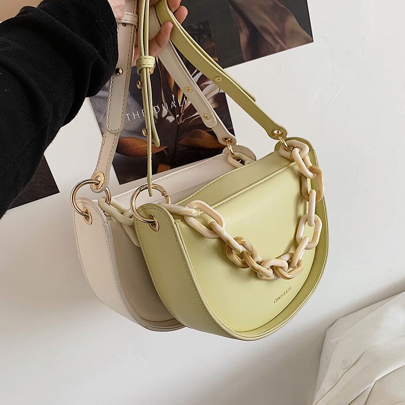 サマーレッド 夏物 メッセンジャーバッグ サドルバッグ シートバッグ 手作りハンドバック35135110230