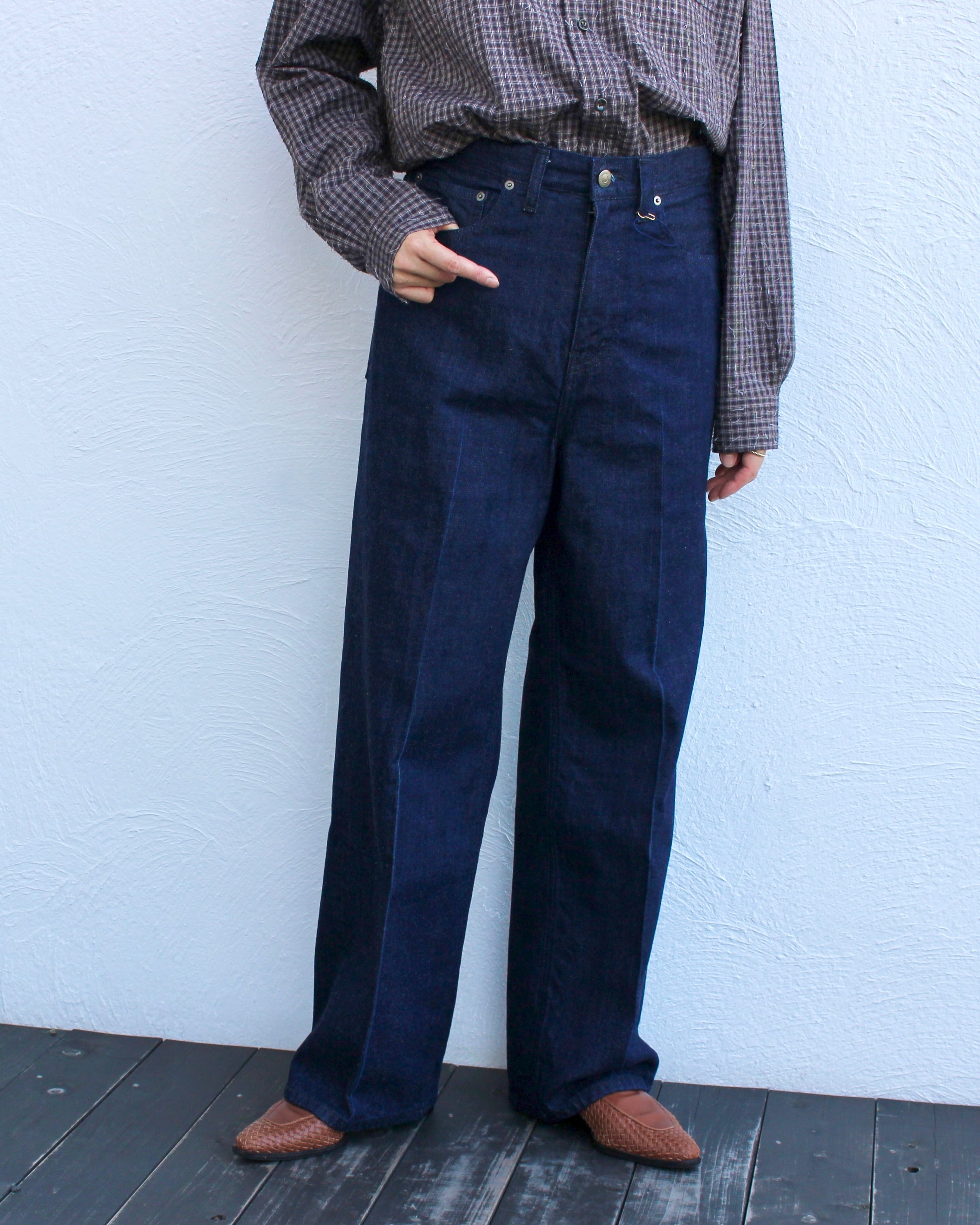 Nikki ESSENTIAL PIECES/denim trousers