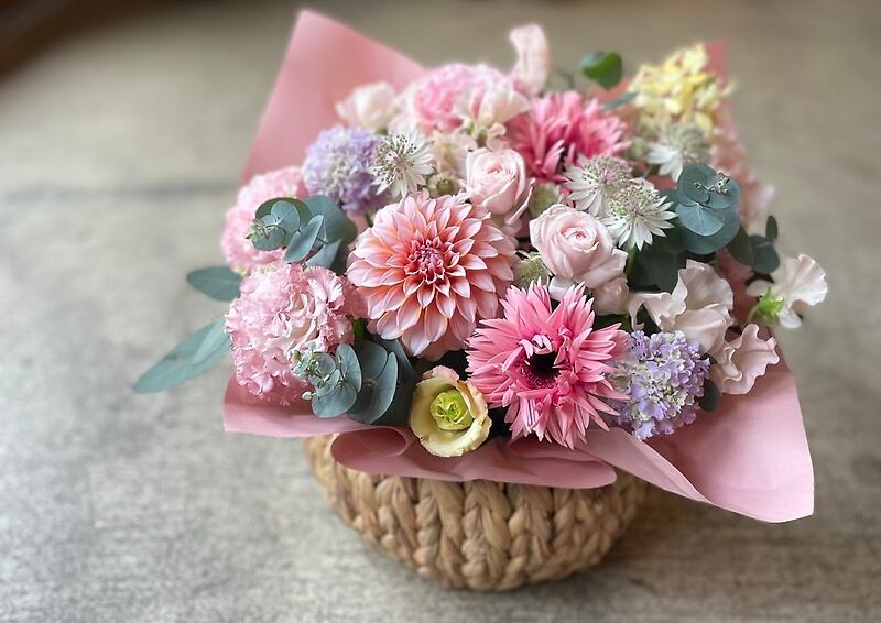 【アレンジメント】かわいいペットのお悔やみアレンジ「ピンク」(到着指定日5日前受付)