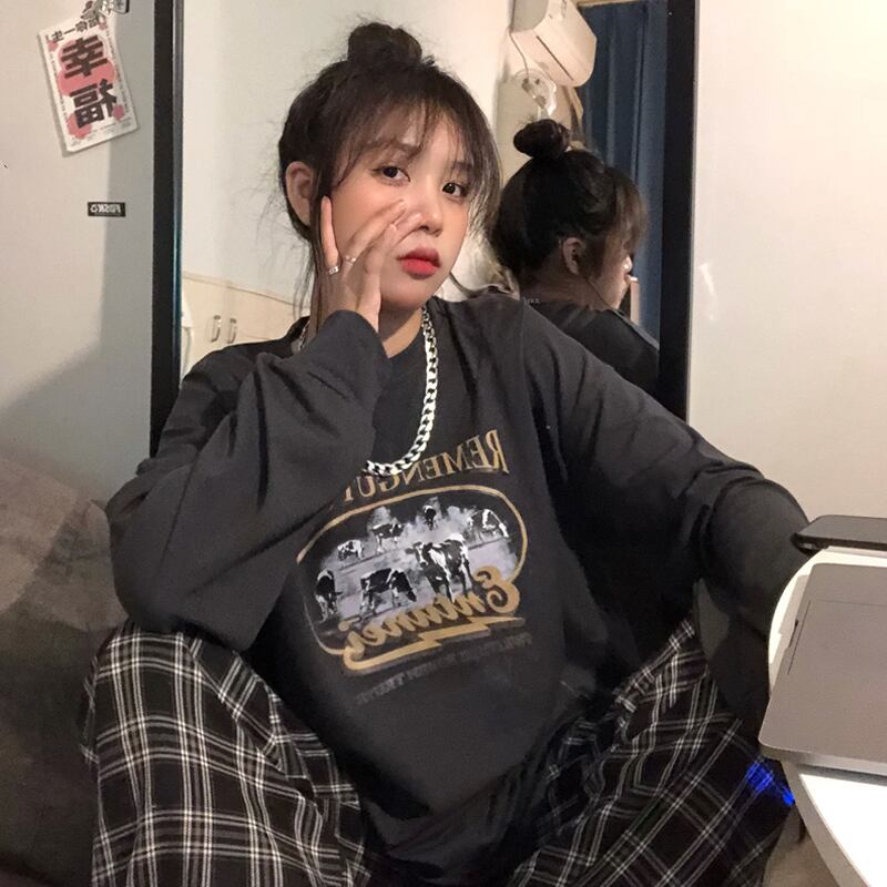 スプリングスタンダードプリント柄トップス ルーズ薄手Tシャツ ロング レトロ 春物 試着室26730777920