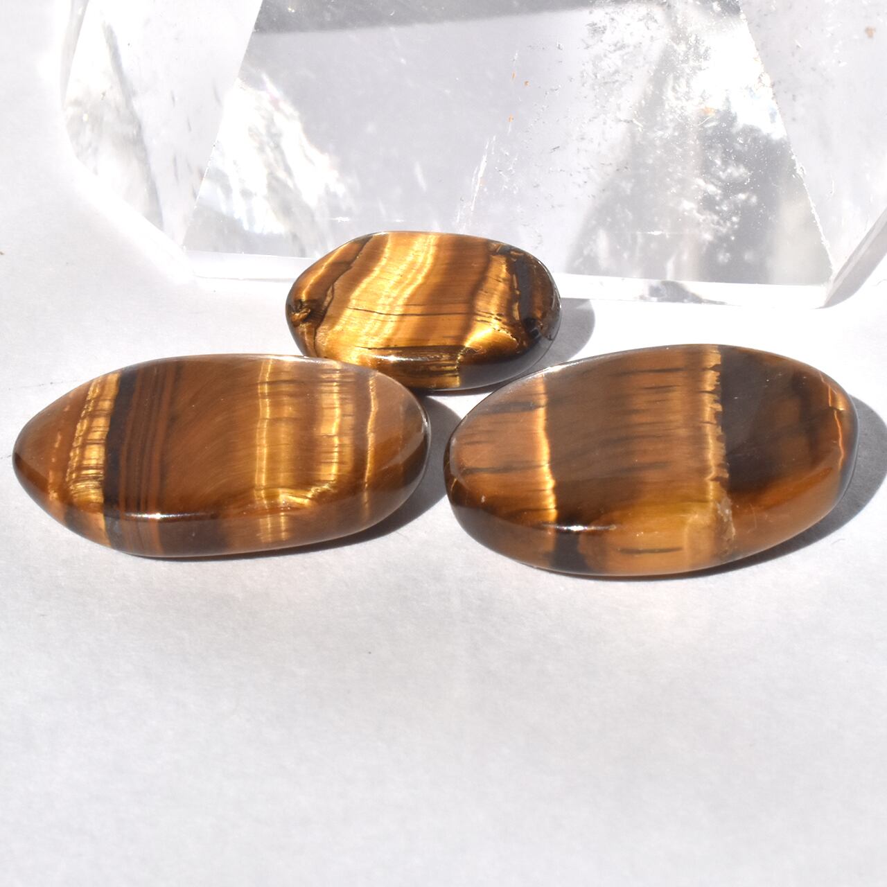 【タイガーアイ】ムーン シェイプ スタンド付き TIGER EYE タイガーアイ】ムーン シェイプ スタンド付き TIGER EYE 【公式通販】