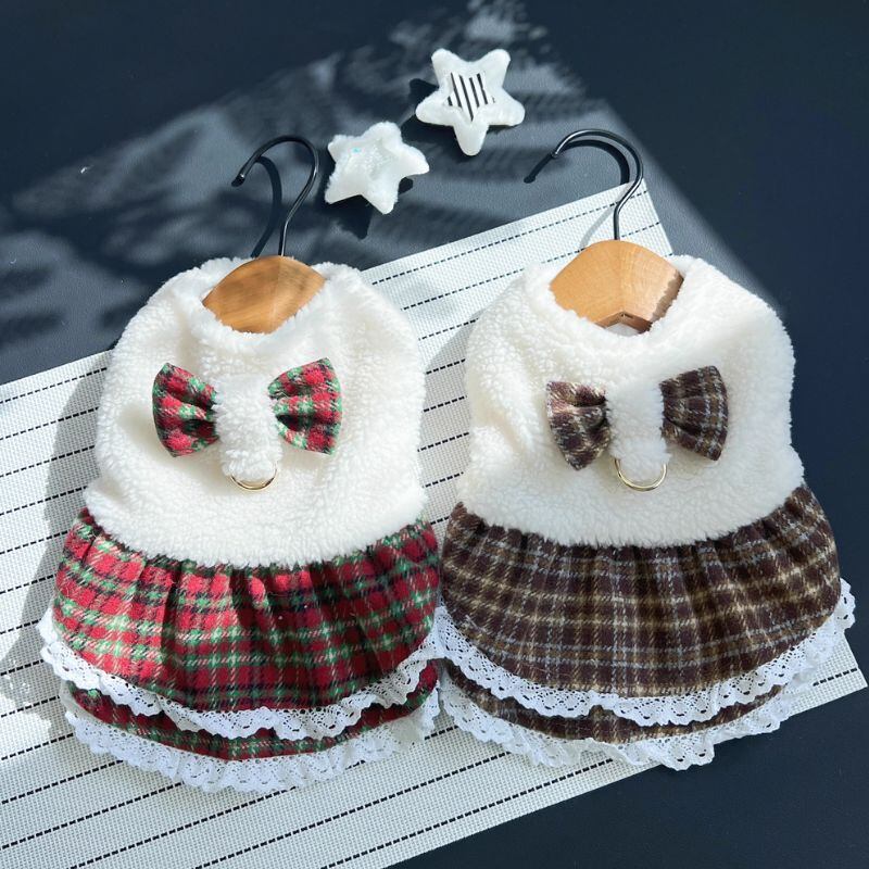 ボアとチェックのスカートのドッキングワンピース 犬服 01021