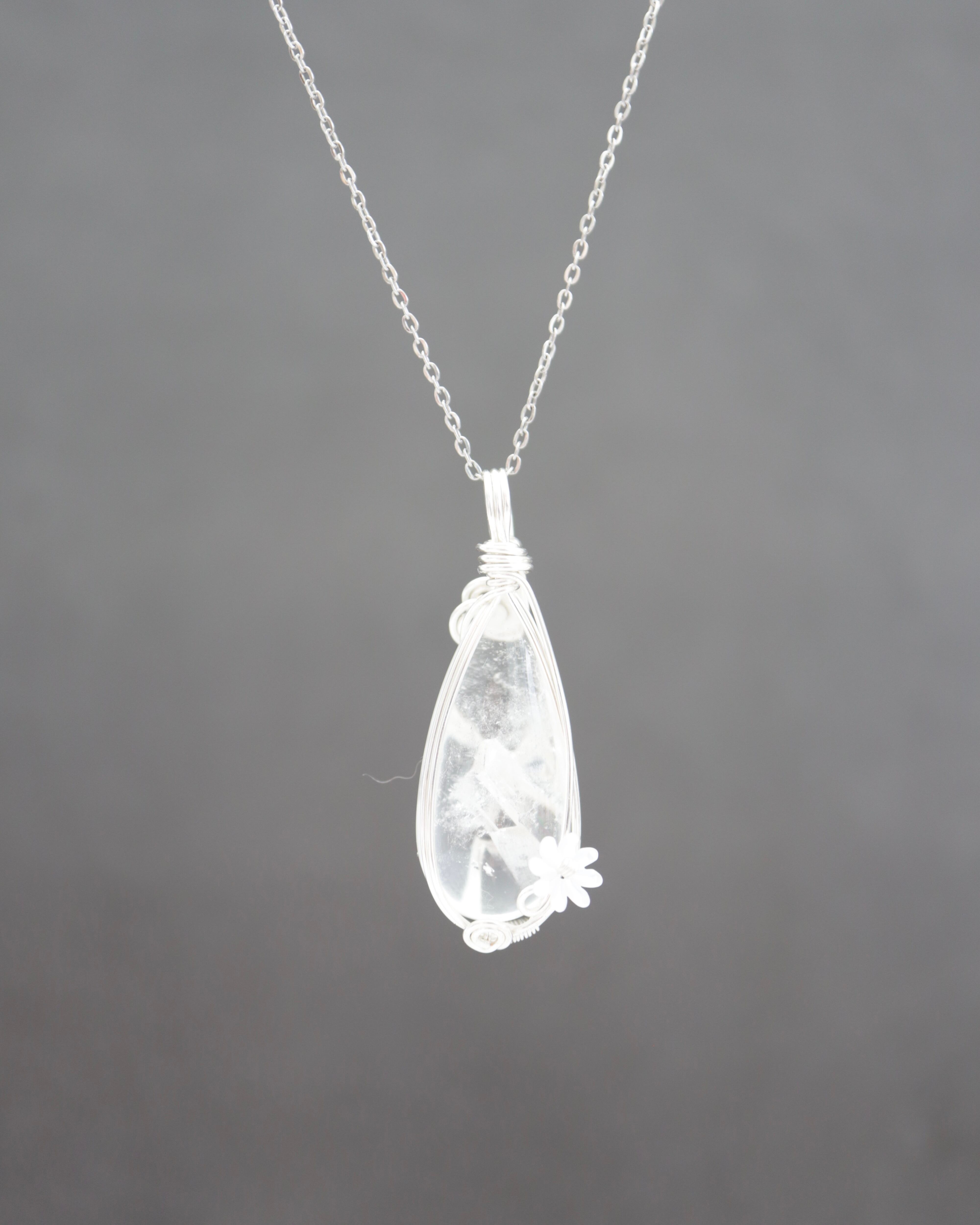 【1点もの】クォーツインクォーツ《光の奥深く》|天然石アクセサリー