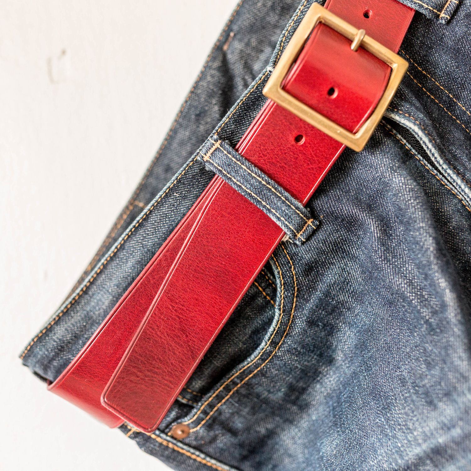 美品　リペア済 カルティエ マスト ビンテージ レザー 赤ベルト金属バックル 美品 リペア済 カルティエ マスト ビンテージ レザー 赤ベルト金属