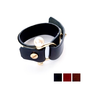 METAL PLATE LEATHER BANGLE/GOLD