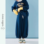 ロイヤルブルーが新鮮:コクーンルーズシルエットスウェットパンツ i0504