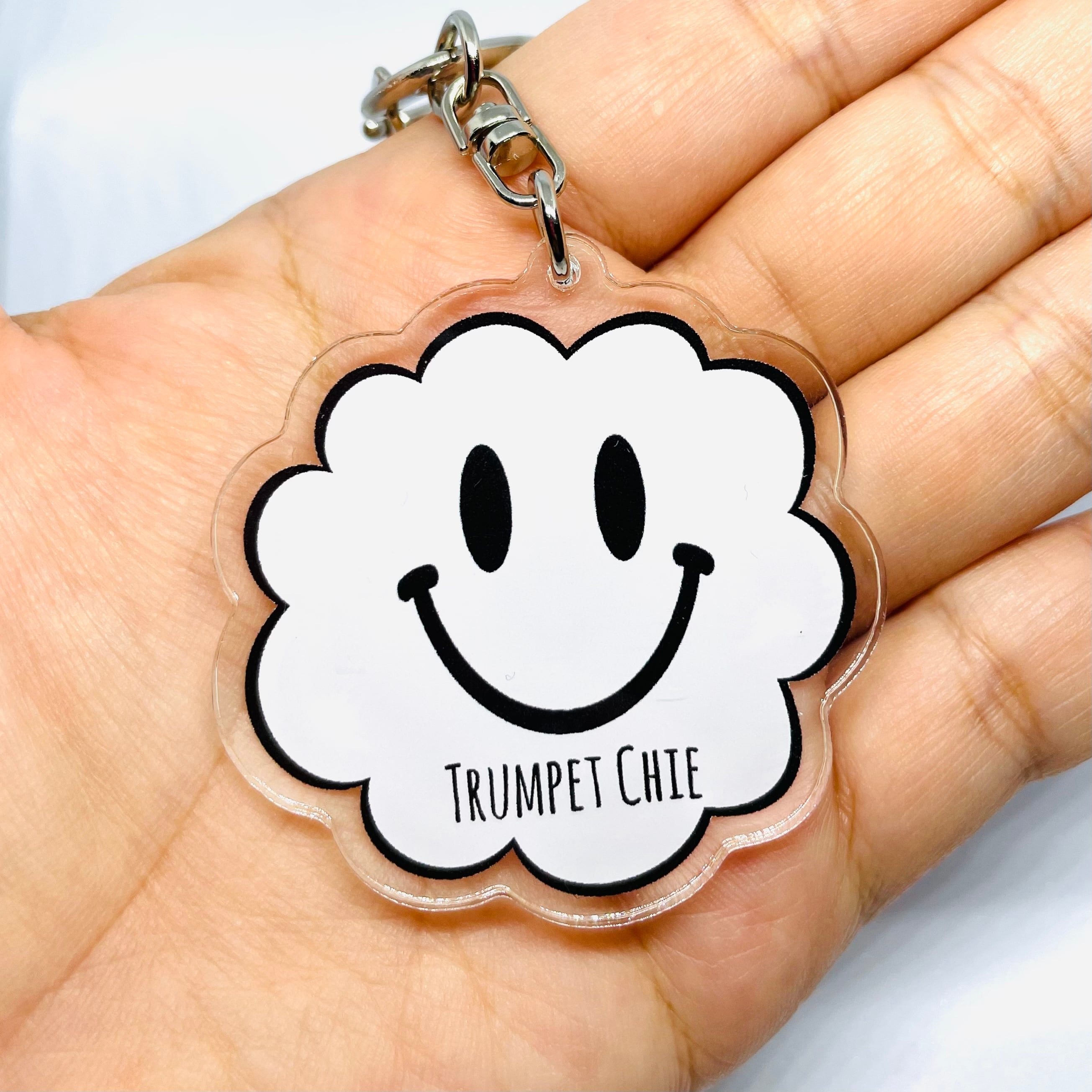 名入り＊スマイルキーホルダー】アクリル 名札 お揃い ペア カップル ...