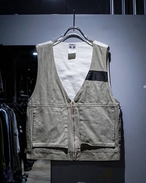 【add (C) vintage】80's Pocket Gimmick Vintage Loose Zip Up Vest